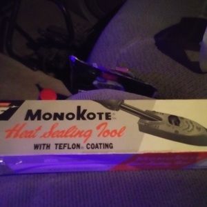 Heat sealing tool with Teflon coating